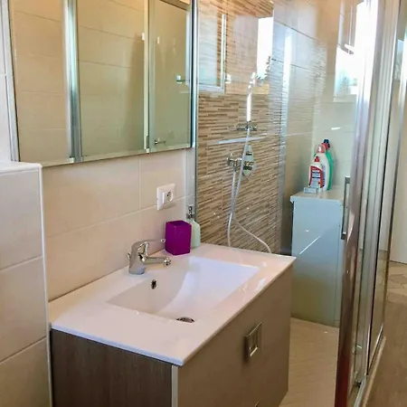Cerro View Perfect For Families, Walk To The Beach! Apartment