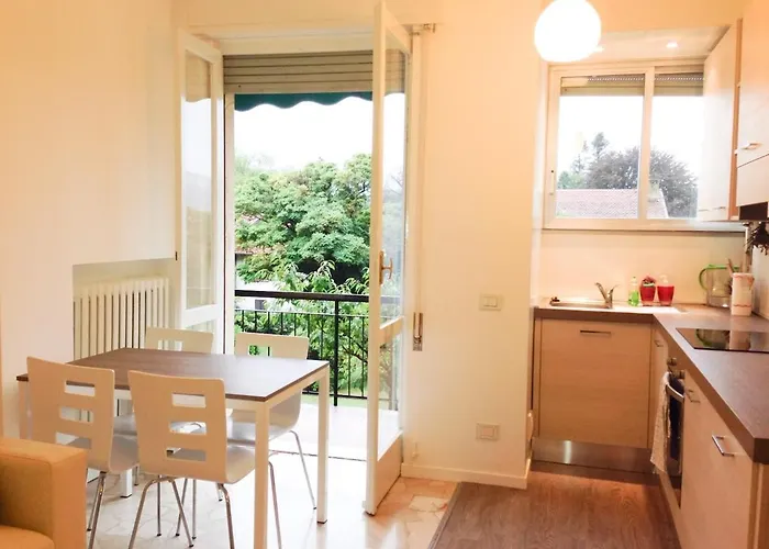 Cerro View Perfect For Families, Walk To The Beach! 아파트 Cerro (Laveno-Mombello)